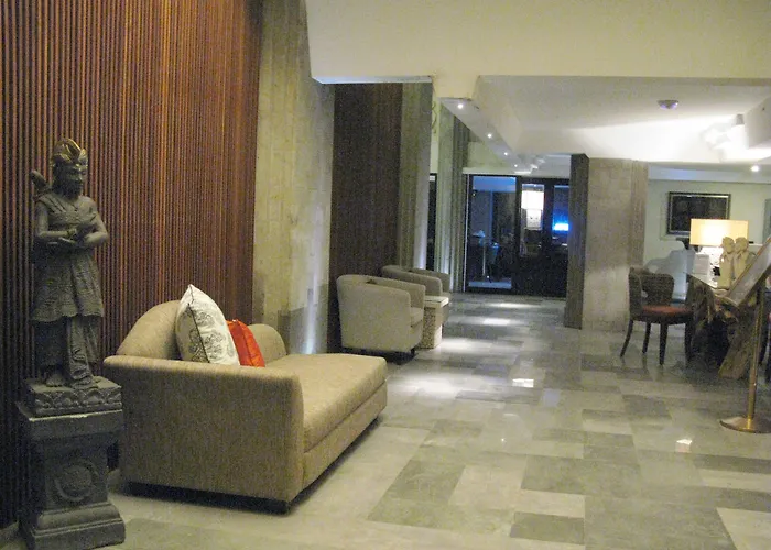 Anshel Hotel