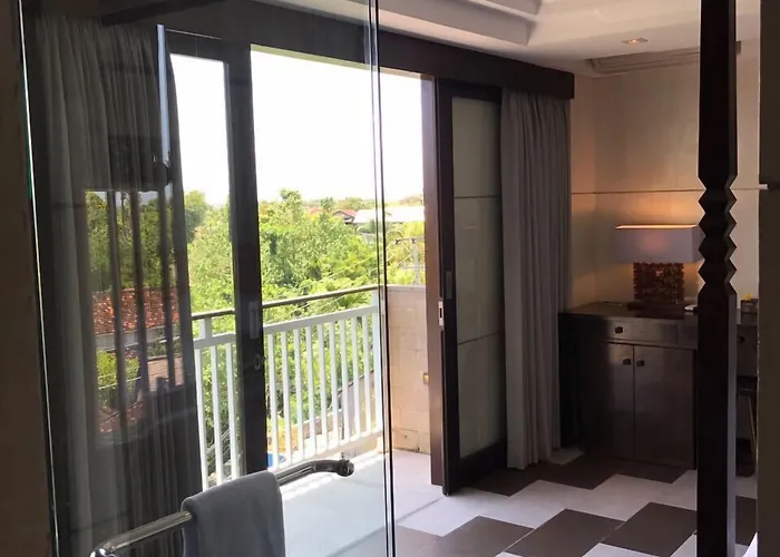 Anshel Hotel