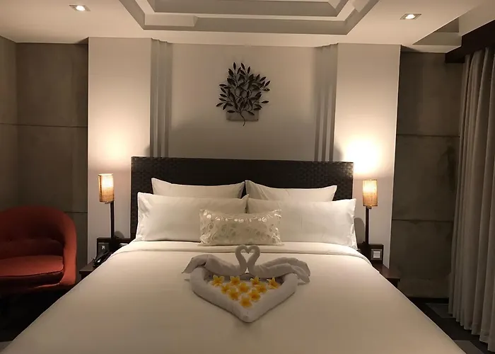 Anshel Hotel
