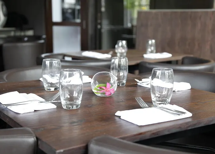 Anshel Hotel 3*